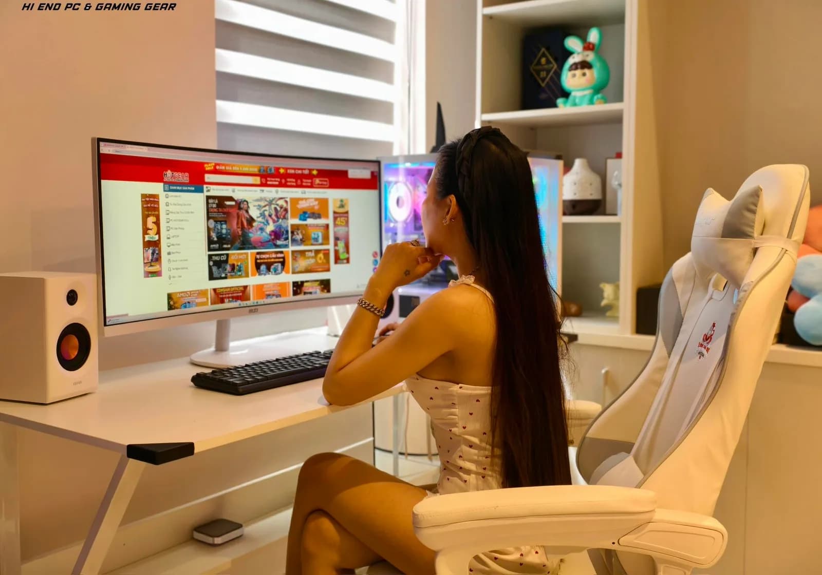 Quỳnh Anh Bán Máy Tính Ở TMT Có Rẻ Không? Có Xinh Gái Không? Cách Liên Hệ Tại Hải Phòng