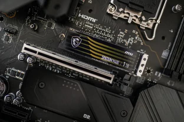 Nhà sản xuất SSD mở rộng sản lượng trong khi giá cả thị trường tăng, thúc đẩy sự phục hồi